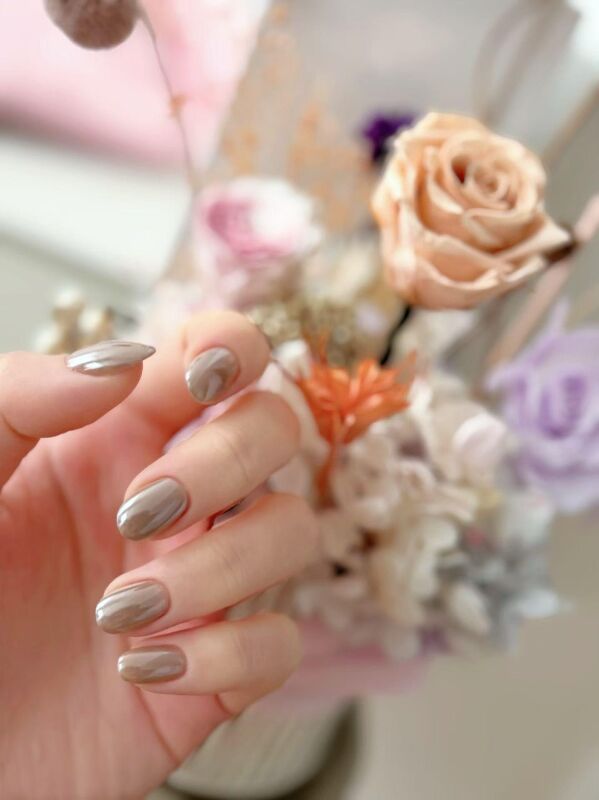 Silver chrome structured gel at KK Nail Studio, Long Island City nail salon